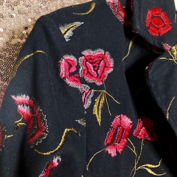 Paparazzi New Rare Rose Floral Embroidered Blazer - Picture 5 of 14